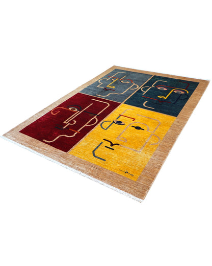 "Tappeto Moderno con quattro volti astratti su pannelli grigio, blu, bordeaux e giallo, 303x210 cm, annodato a mano."