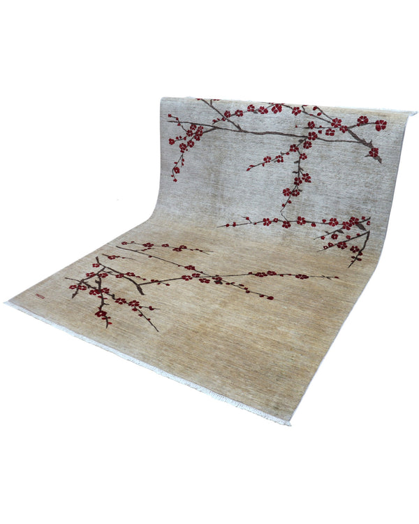 "Tappeto moderno beige con rami stilizzati e fiori rosso scuro, annodato a mano, 304x204 cm."