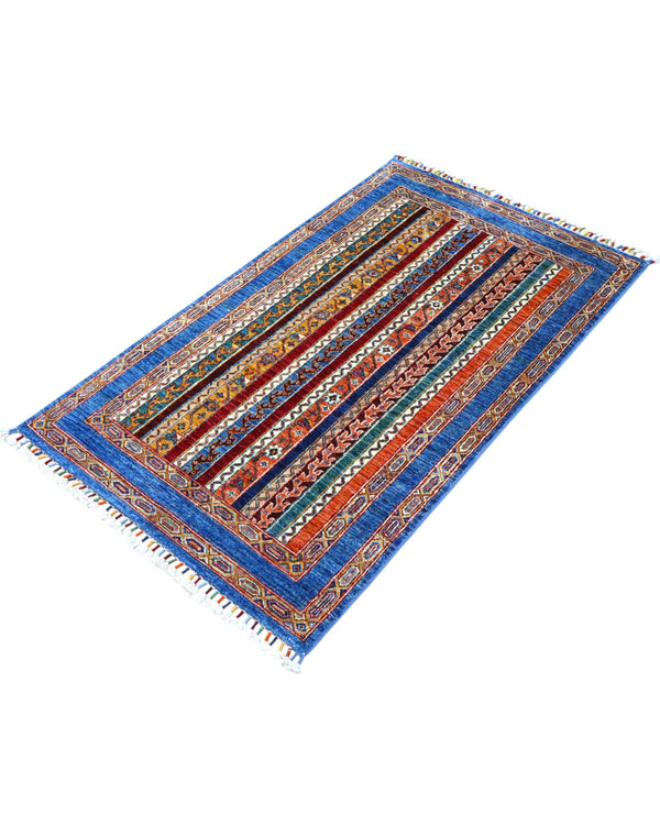 Tappeto Shirvan caucasico 155x95 cm annodato a mano, fondo blu con righe verticali multicolore e motivi geometrici tradizionali