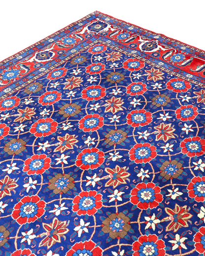 "Tappeto Varamin persiano blu con motivo mina-khani e cornice rossa, 325x215 cm."