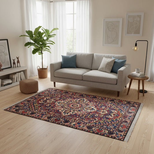 Tappeto Bakhtiyari rosso mattone con motivi decorativi, annodato a mano in Persia con lana e colori vegetali.