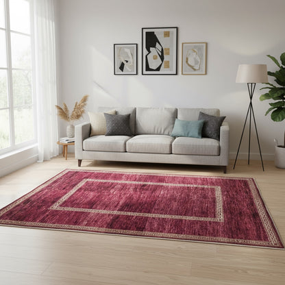 Tappeto moderno persiano 236x142 cm con fondo bordeaux e bordura geometrica avorio, annodato a mano in lana e cotone.