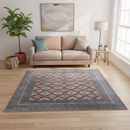 Tappeto Bukhara 230x249 cm, annodato a mano, con motivo geometrico a diamante su fondo scuro. Realizzato con lana pregiata e cotone resistente, certificato di autenticità incluso.
