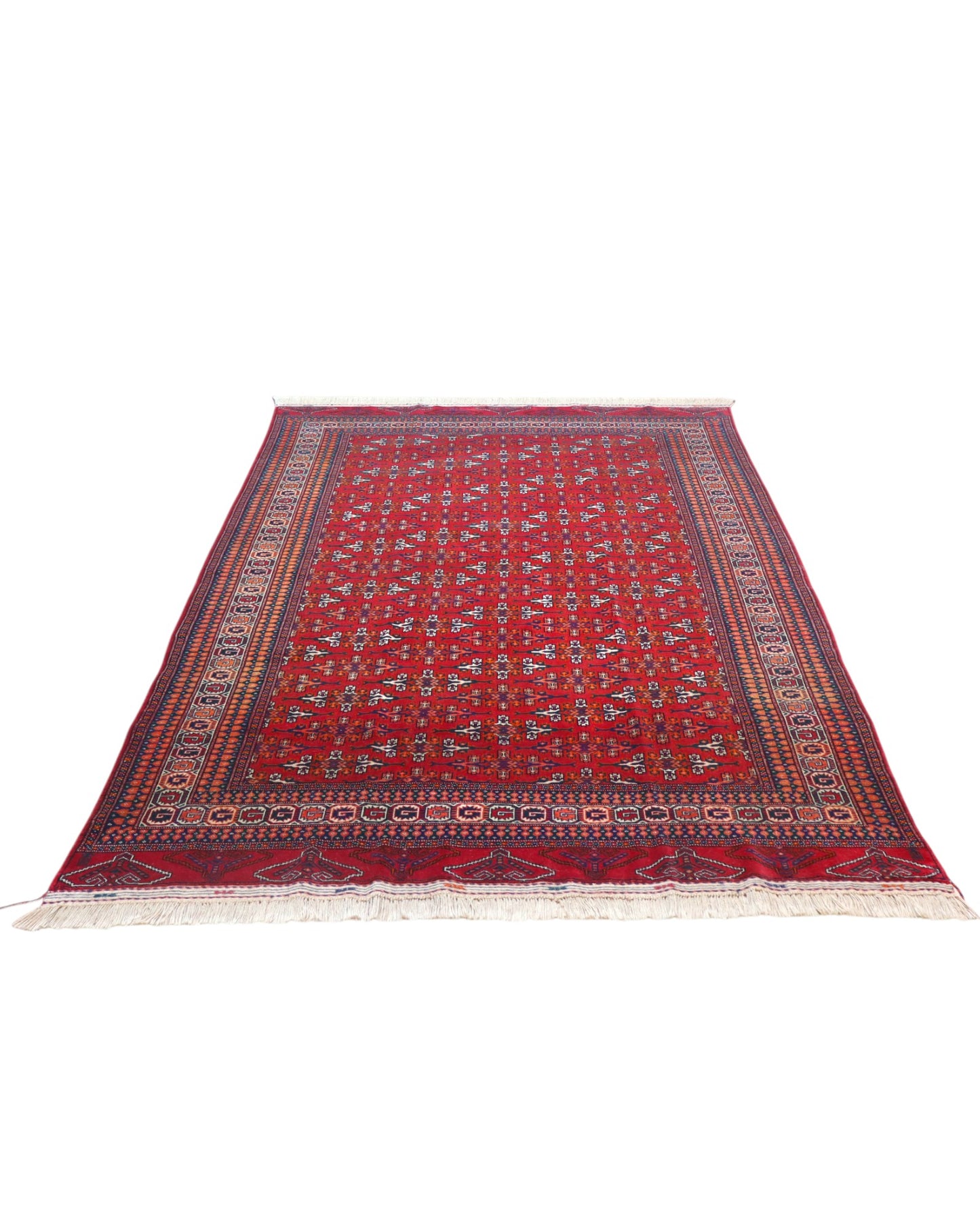 Tappeto Bokhara 280x180 cm con fondo rosso intenso e motivi geometrici blu, nero e avorio, tramato ed annodato a mano, provenienza Asia Centrale.