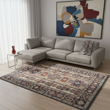 Tappeto Kazak 285x222 cm con fondo chiaro, motivi geometrici multicolore e bordure ricche, tramato ed annodato a mano, provenienza Caucaso.