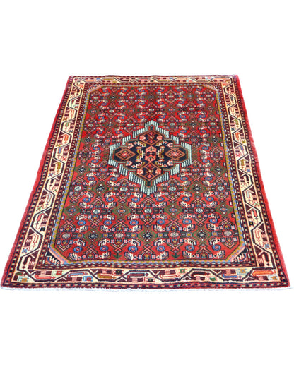 Tappeto Hamedan rosso 150x105 cm con disegno tradizionale in salotto