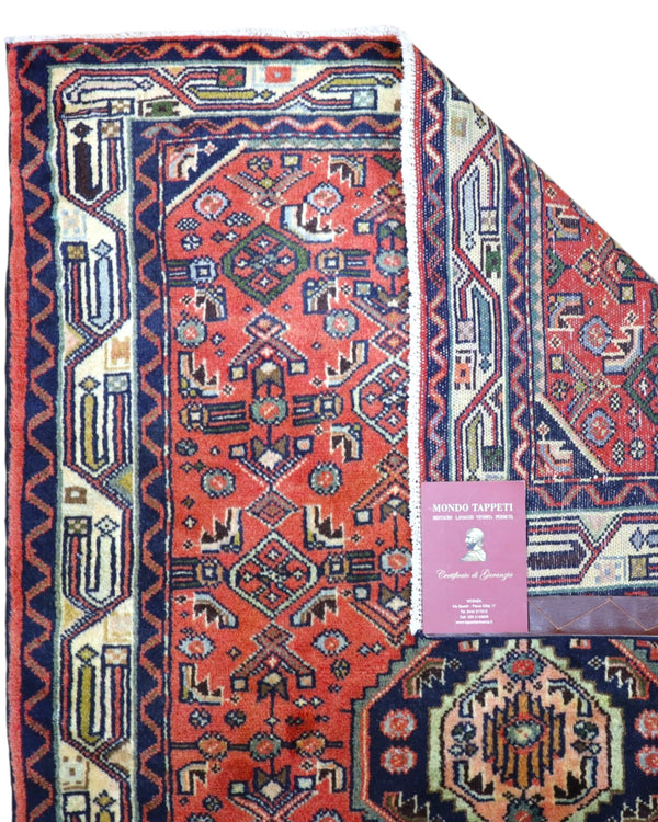 Tappeto elegante 150x105 cm rosso stile persiano in spazio moderno