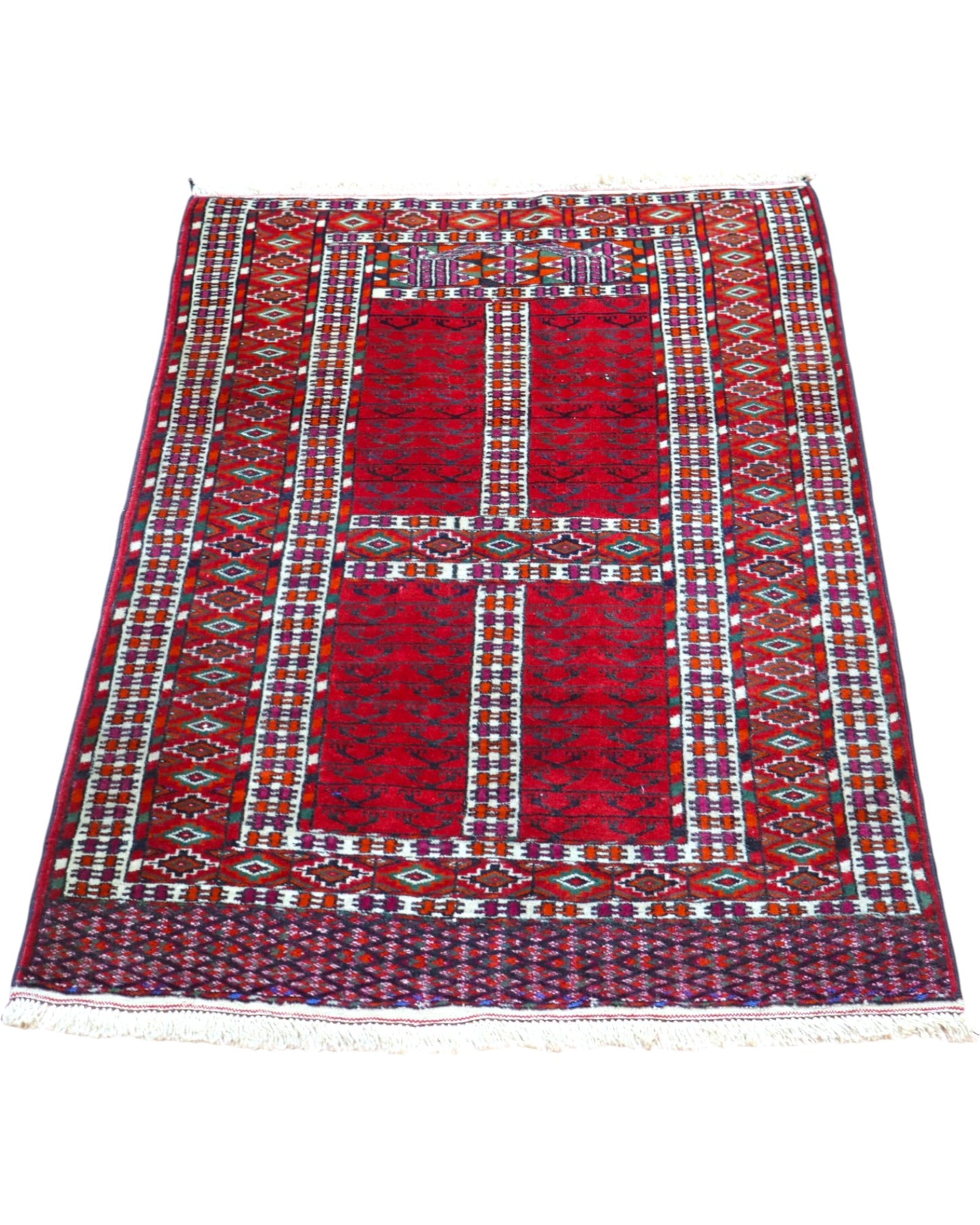 Tappeto tribale rosso 130x90 cm con disegni Bokhara in ingresso