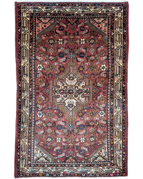 Tappeto persiano 174x112 cm rosso con medaglione geometrico in soggiorno elegante