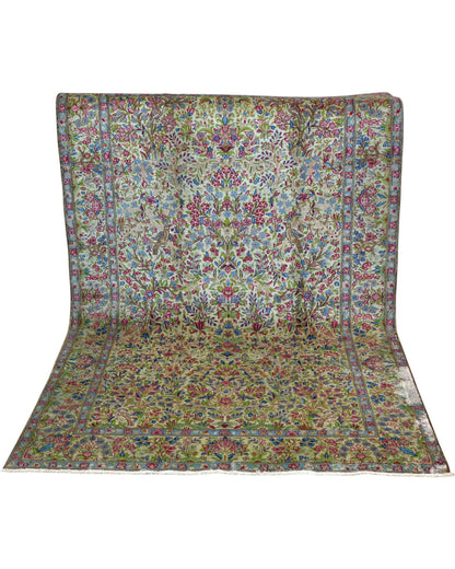 Tappeto Kerman beige e rosa 230x143 cm per salotto raffinato