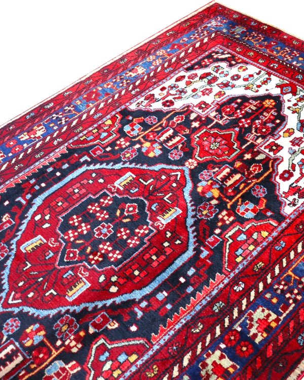 Tappeto orientale Nahavand 252x158 cm con motivi tradizionali