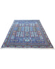 Tappeto 270x200 cm blu e crema per camera luminosa con motivi floreali orientali.