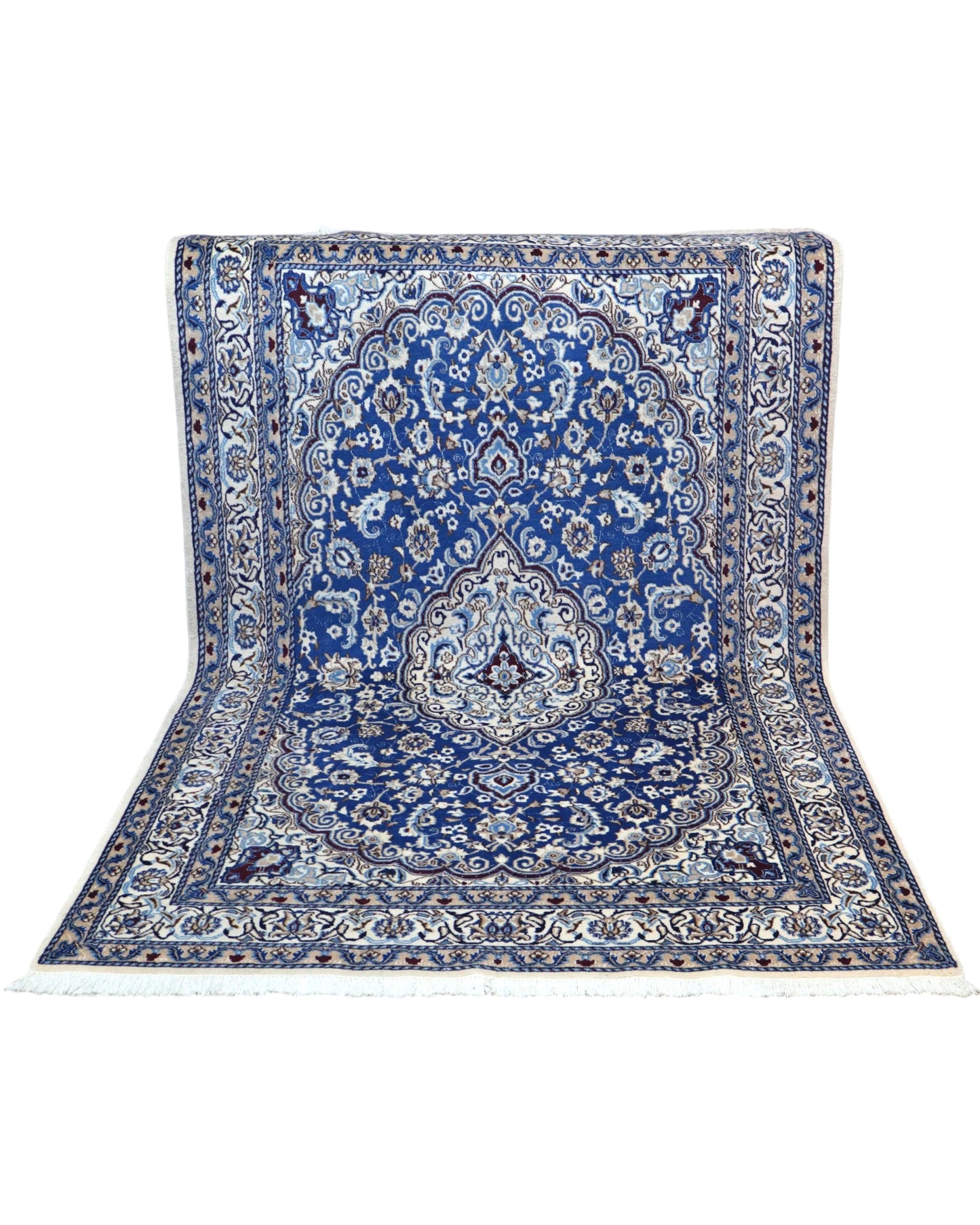 Tappeto 242x156 cm avorio e blu per ingresso luminoso con cornice ornamentale persiana.