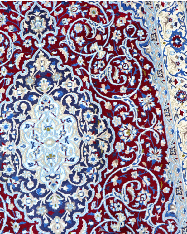 Tappeto 257x161 cm bordeaux e azzurro per studio elegante con disegno orientale.