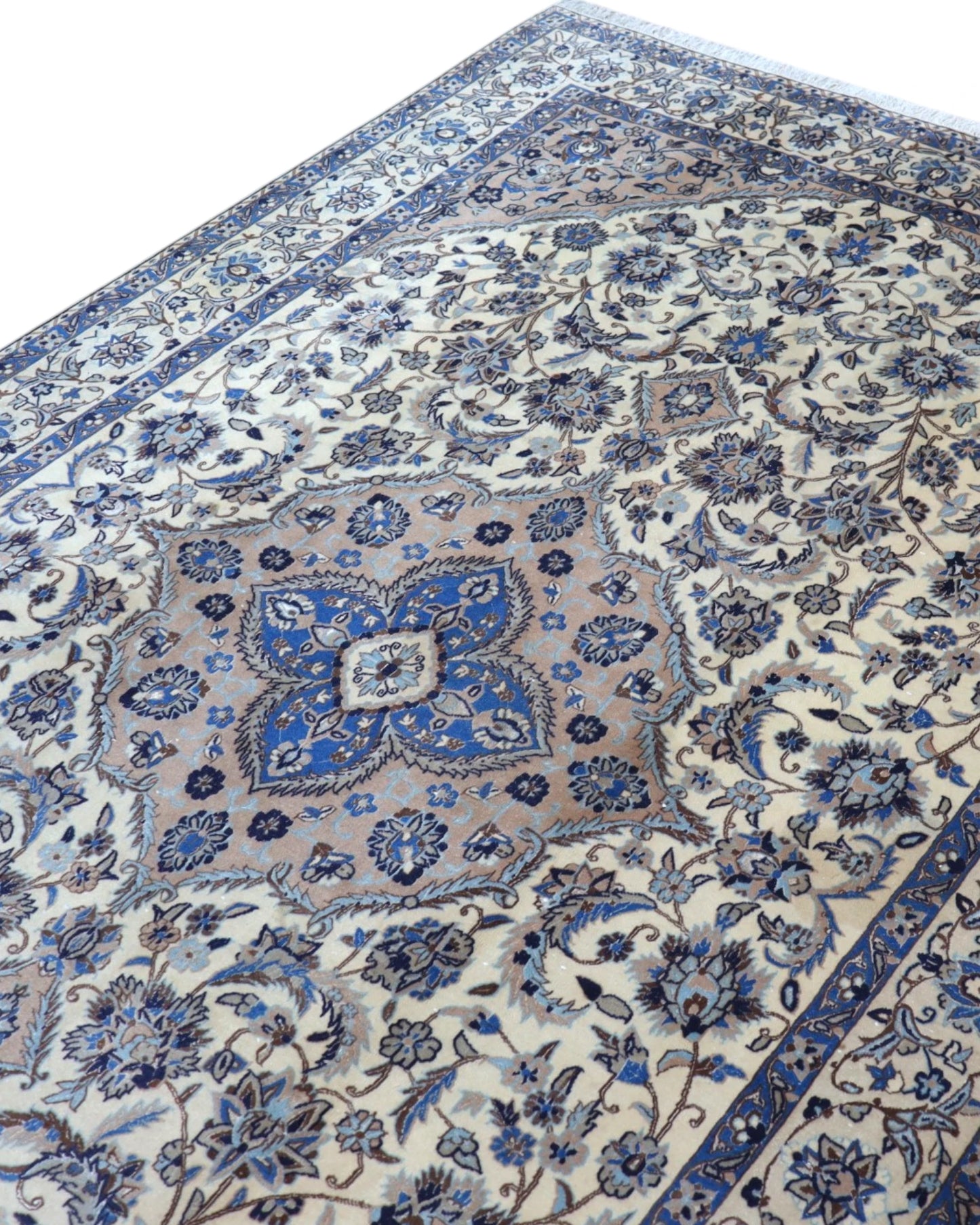 tappeto Persiano Nain 274x178cm