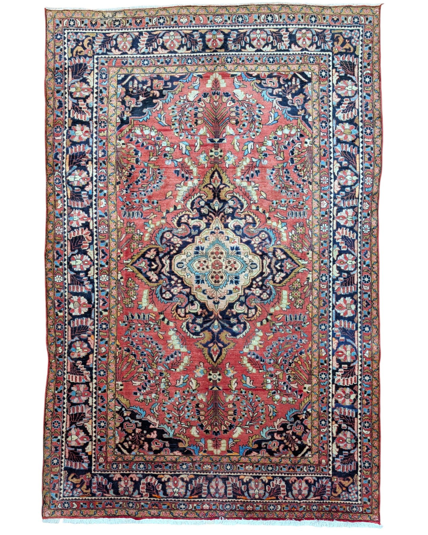 "Tappeto Liliyan persiano con fondo rosa antico e motivi floreali, 346x224 cm, annodato a mano."