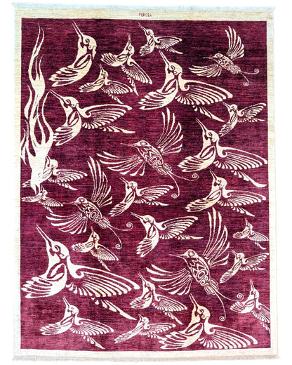 Tappeto moderno 233x177 cm Persia con fondo bordeaux e motivi di uccelli in avorio, annodato a mano in lana e cotone.