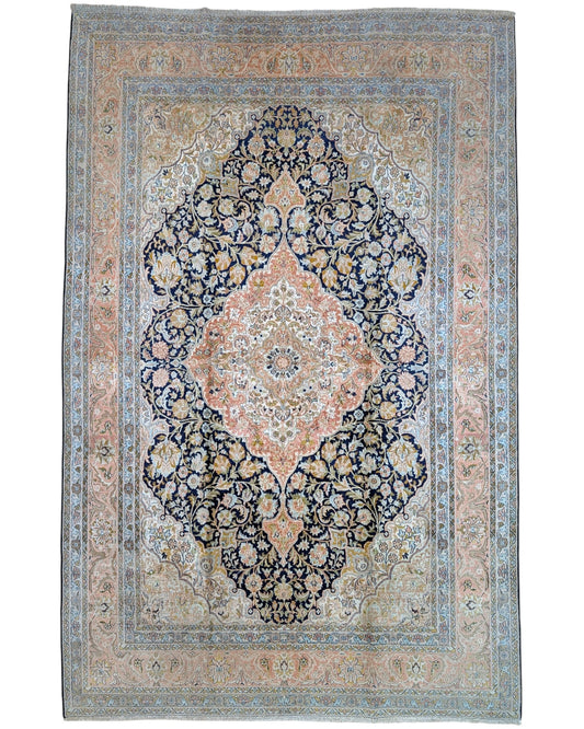 "Tappeto indiano classico annodato a mano con medaglione e motivi floreali, 283x182 cm."