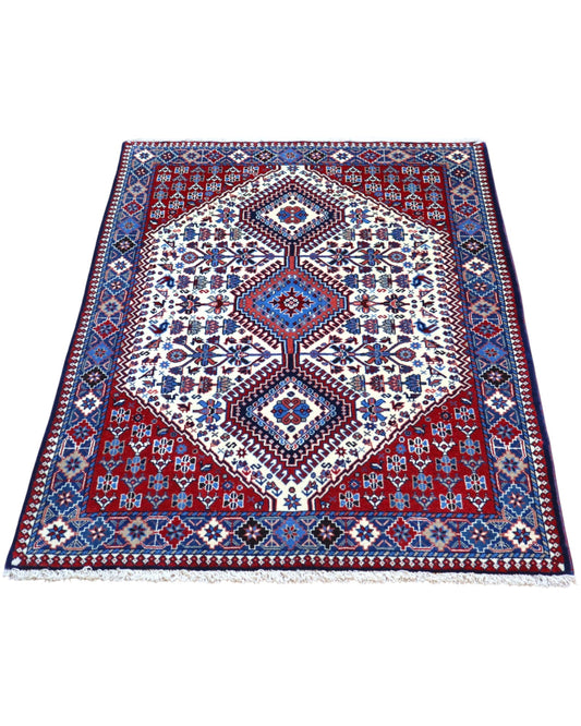 Tappeto persiano Yalameh 151x110 cm, perfetto per arredare il salotto.