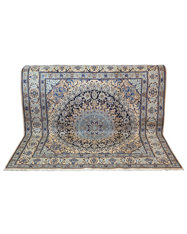 Nain rug 202x194cm