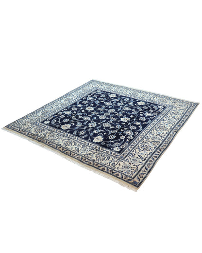Nain rug 202x195cm