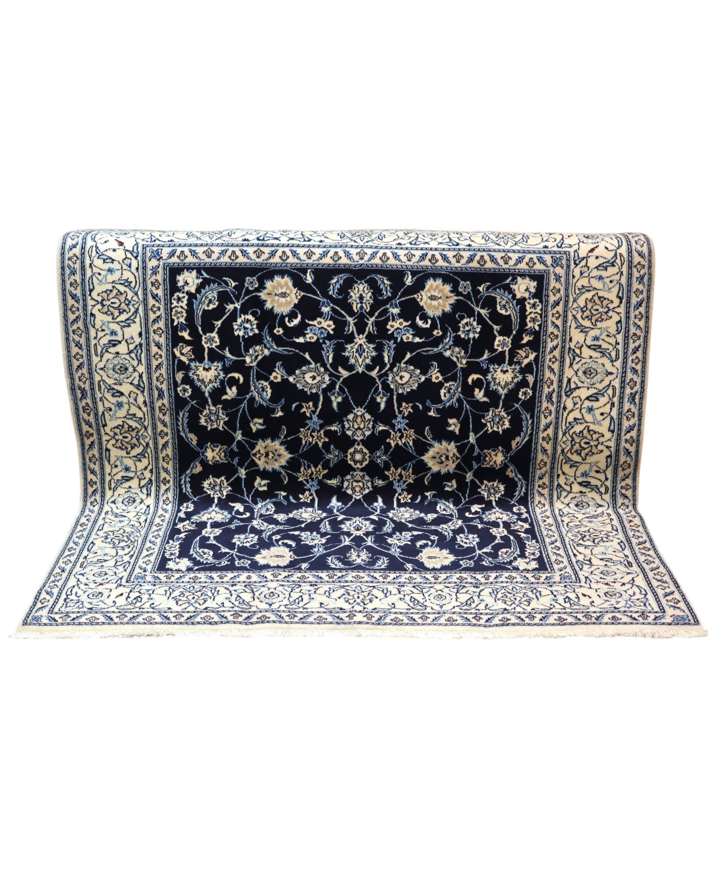 Tappeto Nain persiano, blu intenso con motivi floreali in avorio e azzurro pallido, annodato a mano, 202x195 cm.