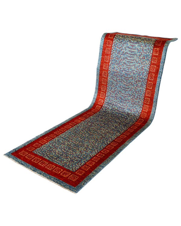 Passatoia Moderna afgana, verde e rosso mattone, campo a mosaico astratto con bordura geometrica, annodato a mano, 268x86 cm.