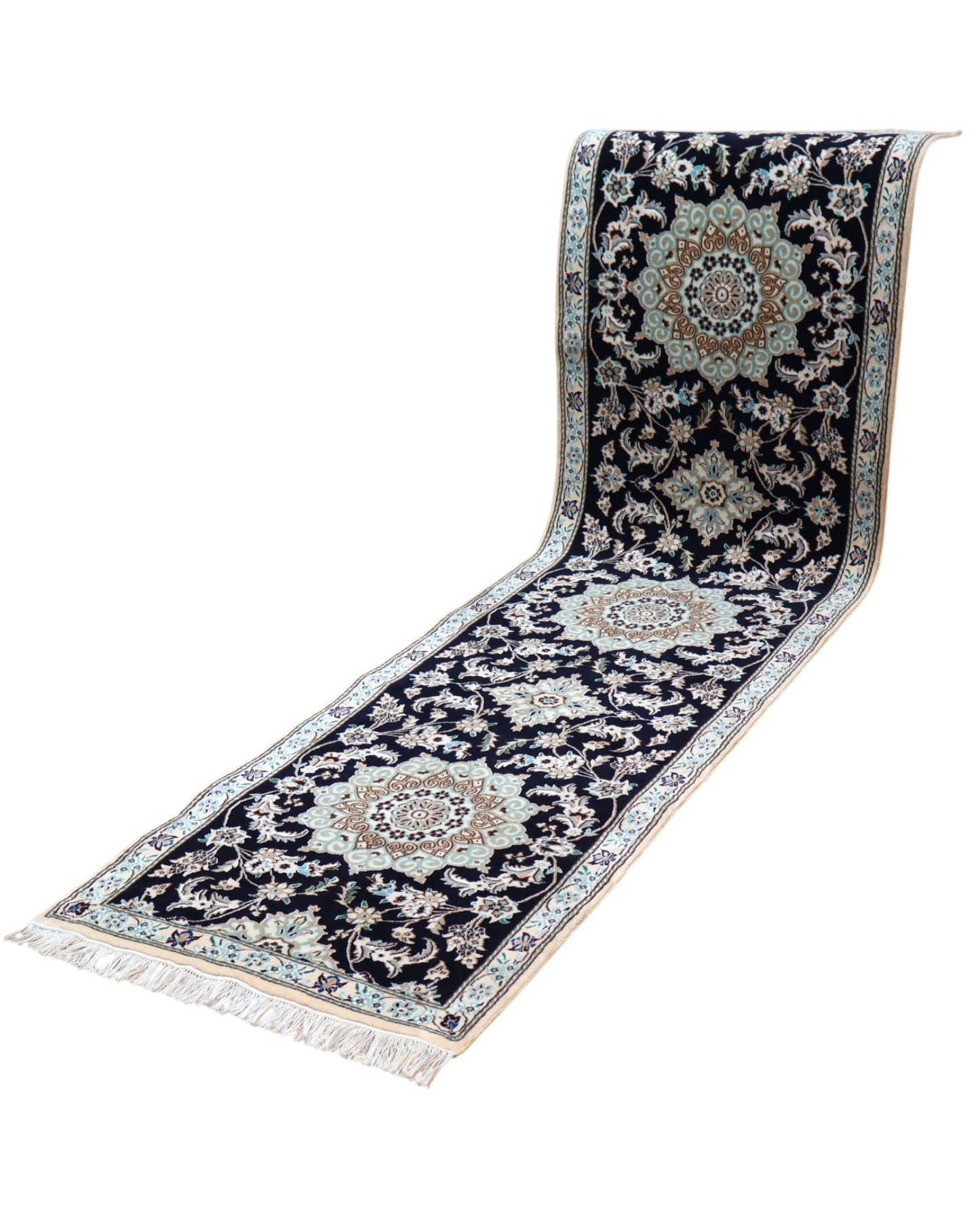 Passatoia Nain a nove fili persiana, blu notte con medaglioni floreali beige e azzurri, annodata a mano, 294x81 cm.